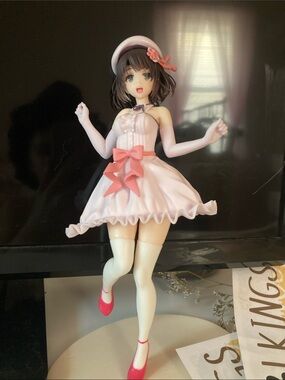 Pink Bow Dress Anime Figurine - Decorative Home Art